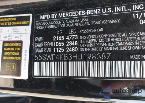 2017 Mercedes-Benz C 300 4Matic/Luxury 4Matic/Sport 4Matic z USA, uszkodzony, nr VIN 55SWF4KB3HU198387